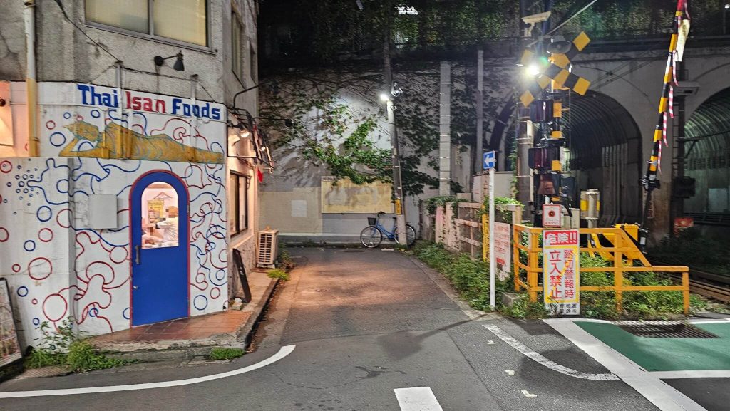 神泉駅周辺の路地①